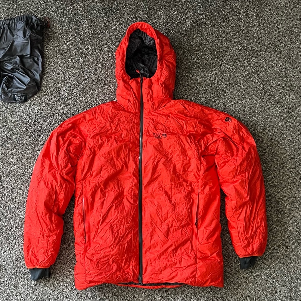 Pre-Owned Mountain Hardwear Nilas  800+ Down Men's Vibrant Red Puffer Jacket